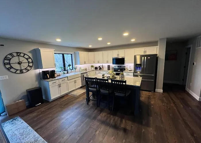 Beck Lake House